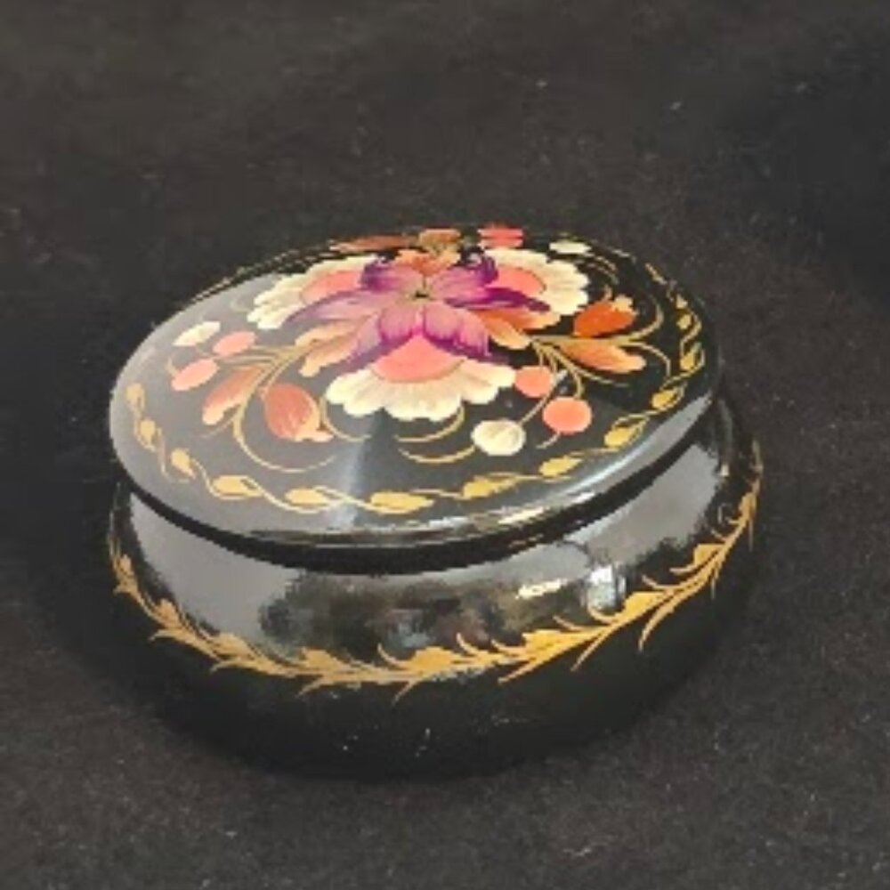 Hand Painted Russian Lacquer Trinket Box Purple and‎ Pink Floral Design Vintage
